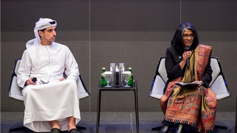 اللجنة الدائمة لحقوق الإنسان تعقد جلسةً حواريةً بعنوان: "خطوة نحو المستقبل: حقوق الإنسان في الواقع الافتراضي المتقدم "الميتافيرس"